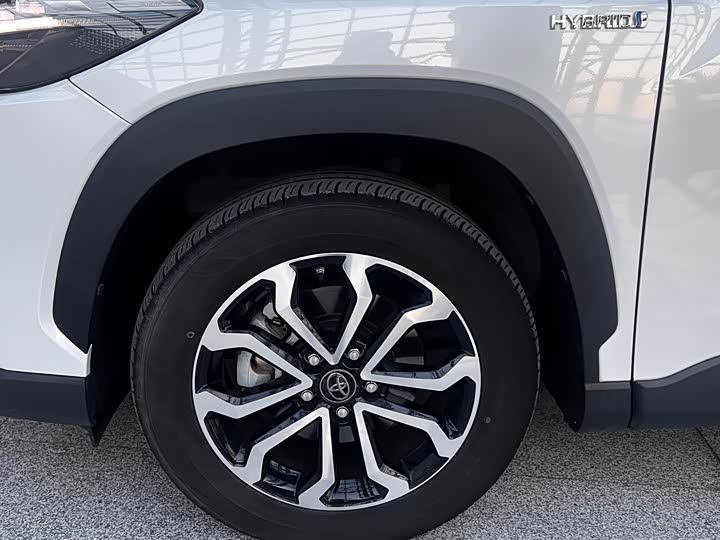 Фото 23 - Toyota Frontlander