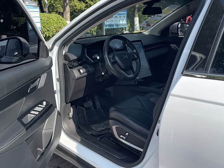 Фото 11 - XPeng G3