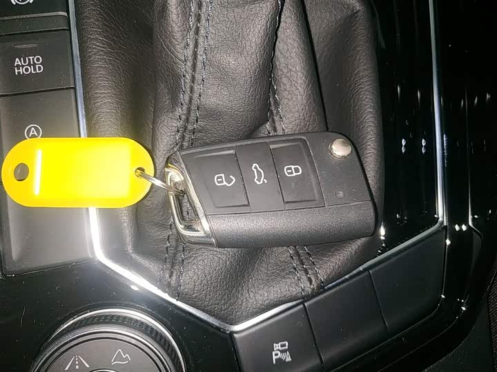 Фото 9 - Volkswagen Tayron