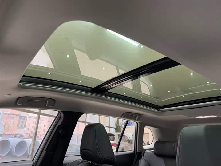 Фото 15 - Toyota Corolla Cross