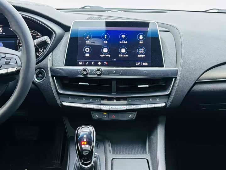 Фото 14 - Cadillac CT5