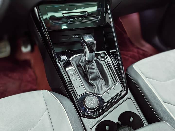 Фото 9 - Volkswagen Tayron