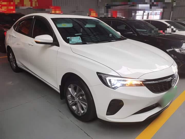 Фото 4 - Buick Verano