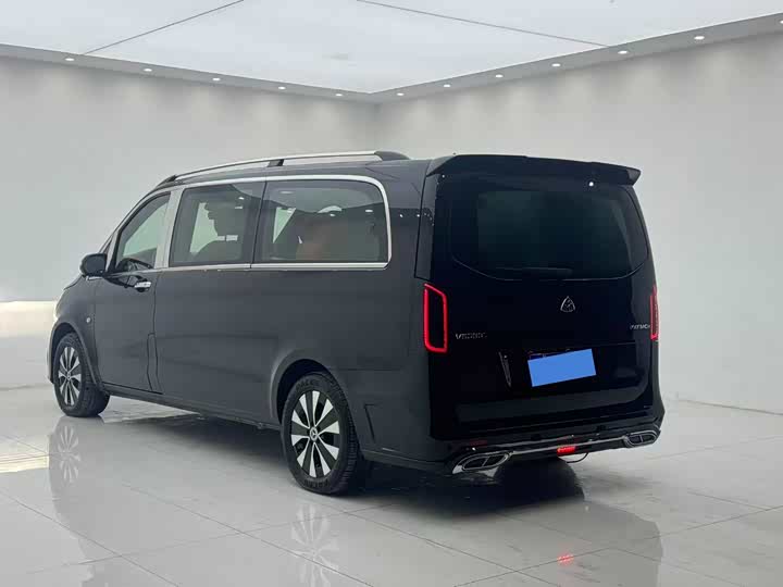 Фото 12 - Mercedes-Benz Vito