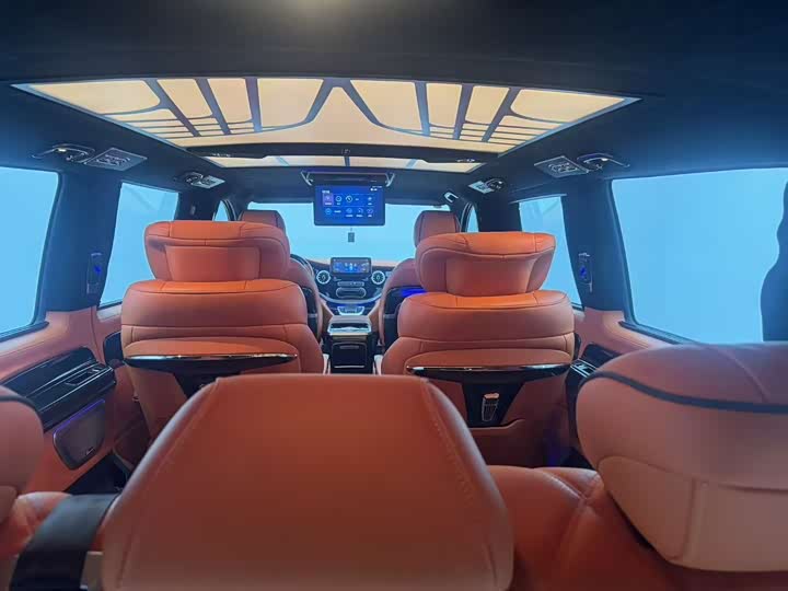 Фото 8 - Mercedes-Benz Vito