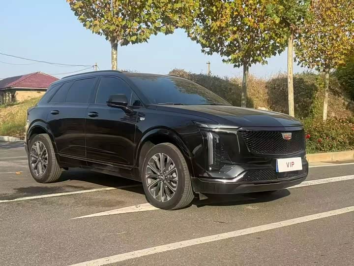 Фото 3 - Cadillac XT5