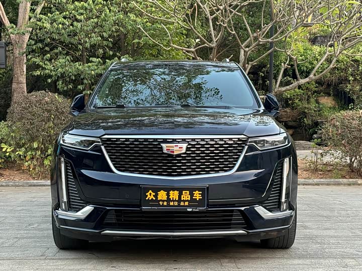Фото 2 - Cadillac XT6
