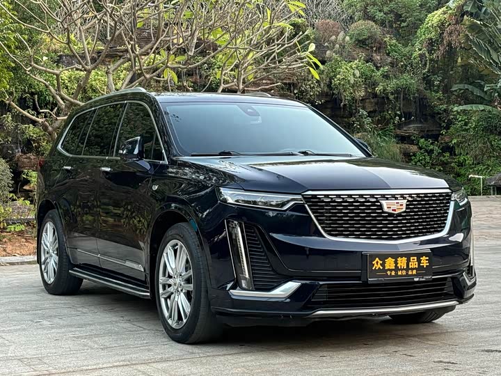 Фото 3 - Cadillac XT6
