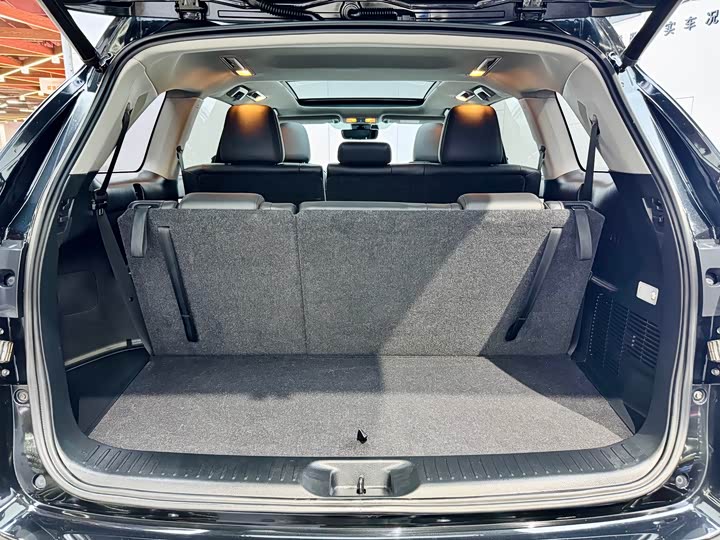 Фото 26 - Toyota Highlander