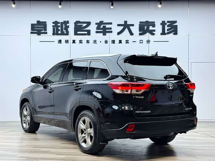 Фото 6 - Toyota Highlander