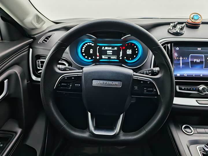 Фото 11 - Jetour X70M