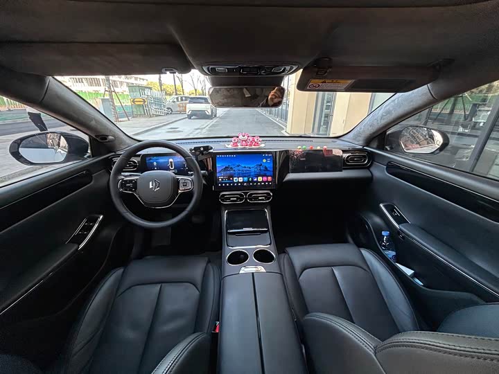 Фото 14 - Leapmotor C01