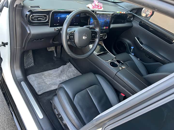 Фото 8 - Leapmotor C01