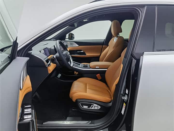 Фото 10 - XPeng G9