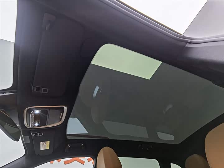 Фото 14 - XPeng G9