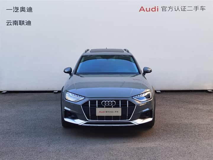 Фото 3 - Audi A4