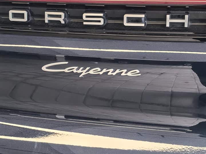 Фото 17 - Porsche Cayenne