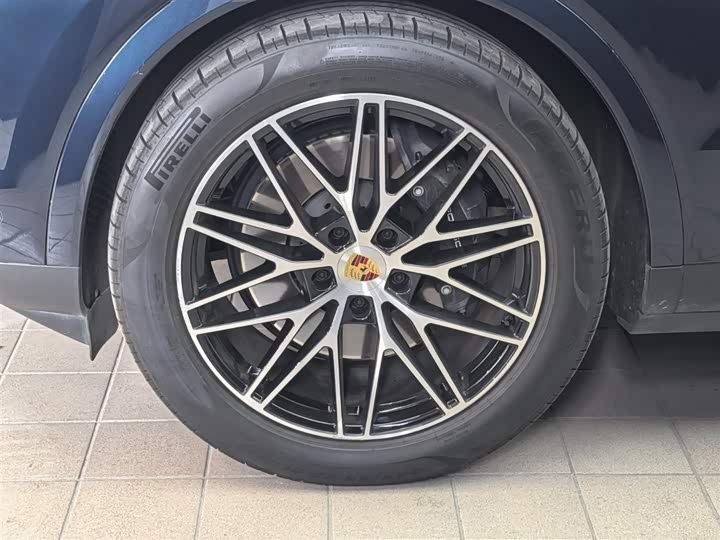 Фото 6 - Porsche Cayenne