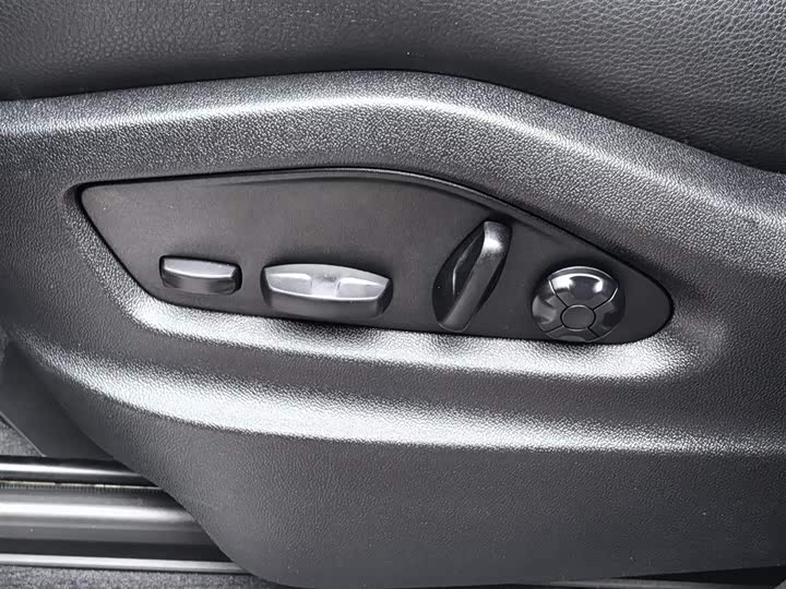 Фото 8 - Porsche Cayenne