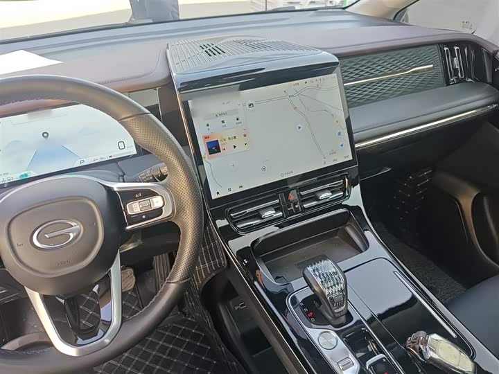 Фото 10 - GAC Trumpchi M8