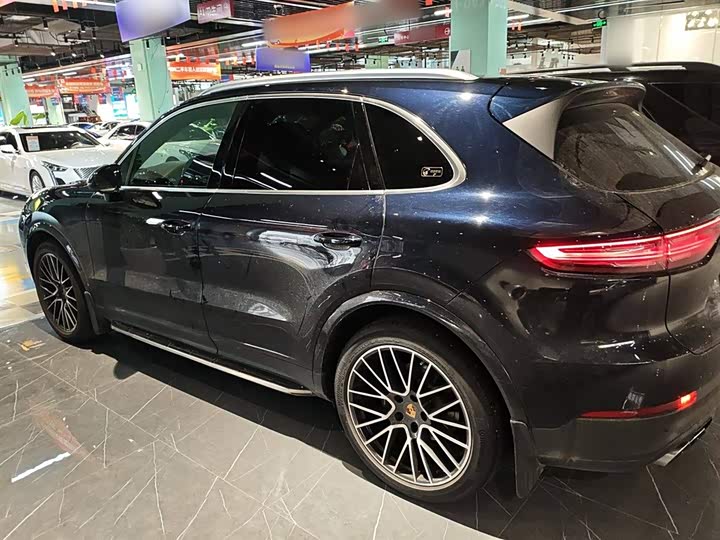 Фото 6 - Porsche Cayenne