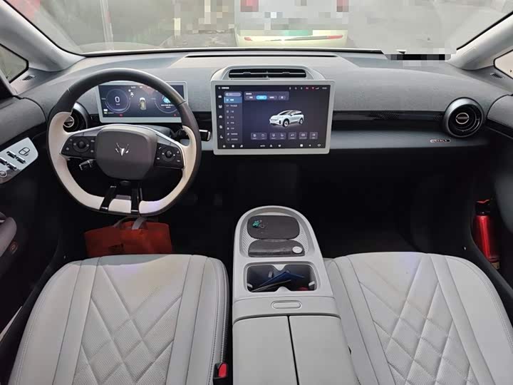 Фото 13 - BAIC Arcfox Kaola