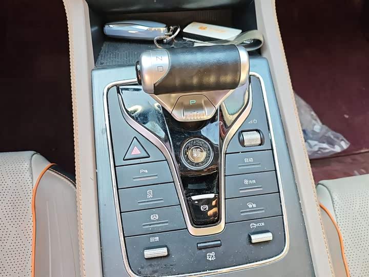 Фото 14 - BYD Yuan Plus