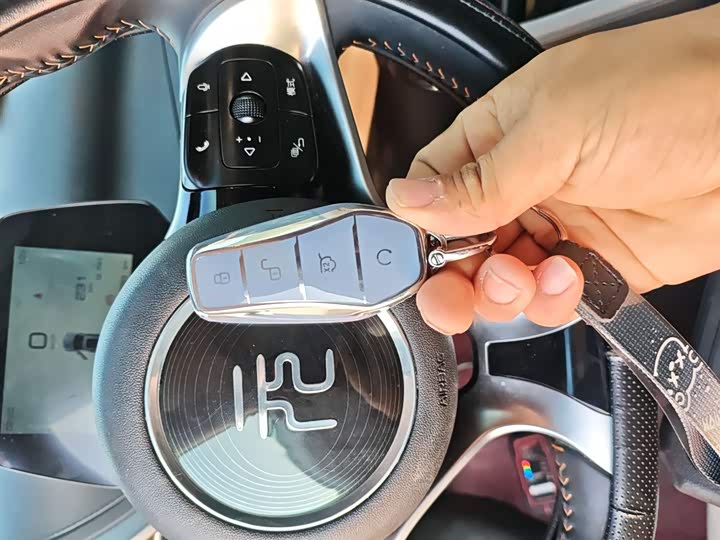 Фото 9 - BYD Yuan Plus