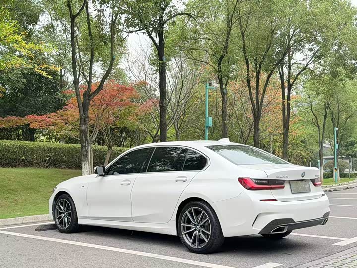 Фото 7 - BMW 3 Series