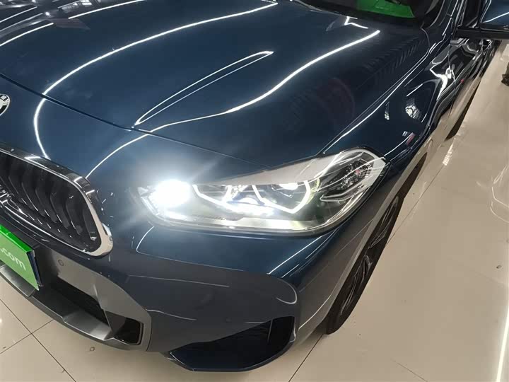 Фото 15 - BMW X2