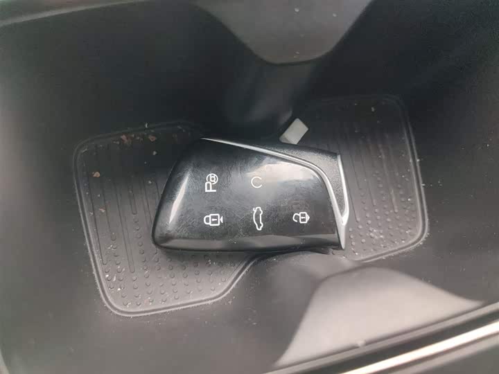 Фото 11 - Dongfeng Aeolus L7