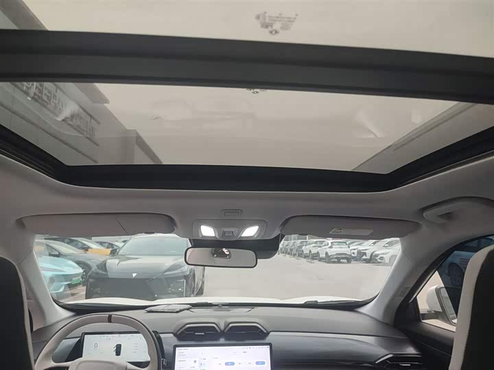 Фото 8 - Dongfeng Aeolus L7