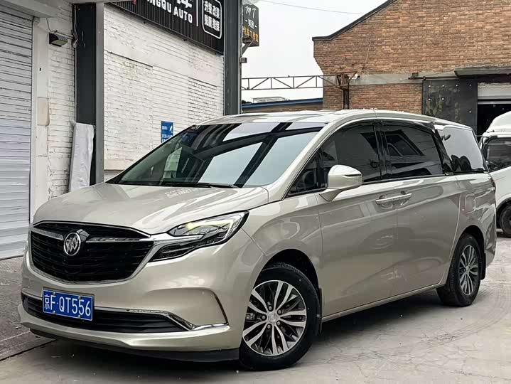 Фото 1 - Buick GL8 ES