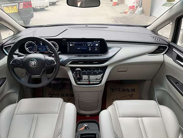 Фото 12 - Buick GL8 ES