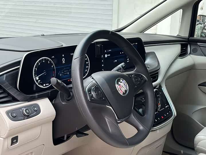 Фото 13 - Buick GL8 ES