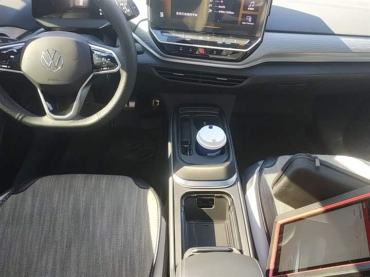 Фото 14 - Volkswagen ID.4 Crozz