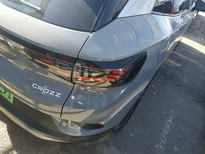 Фото 8 - Volkswagen ID.4 Crozz