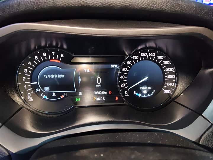 Фото 12 - Lincoln MKZ