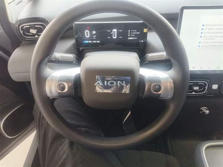 Фото 11 - GAC Aion UT