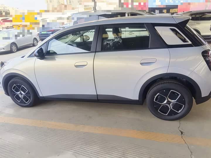 Фото 5 - GAC Aion UT