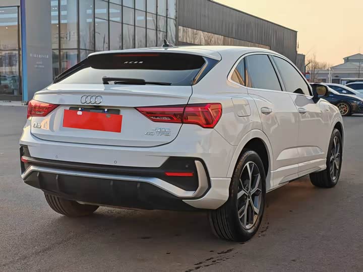 Фото 4 - Audi Q3 Sportback
