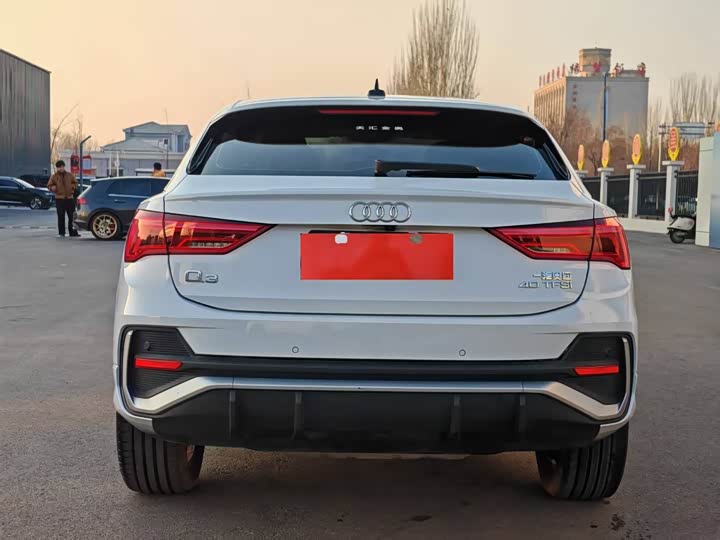 Фото 5 - Audi Q3 Sportback