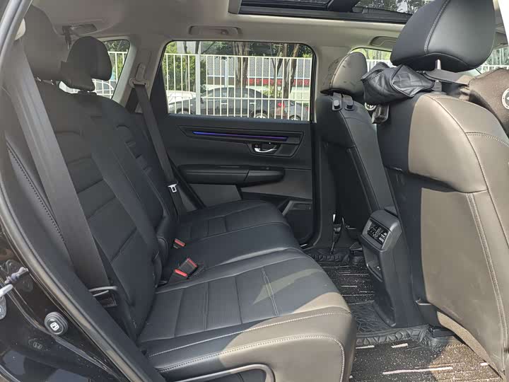 Фото 14 - Honda CR-V