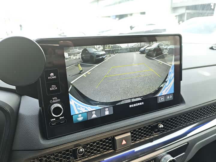 Фото 24 - Honda CR-V