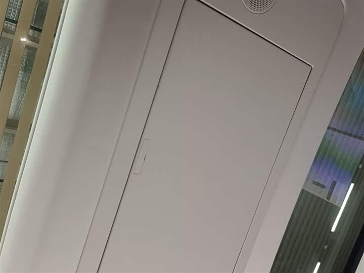 Фото 8 - LiXiang Mega