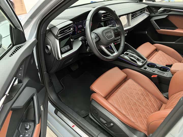 Фото 19 - Audi A3