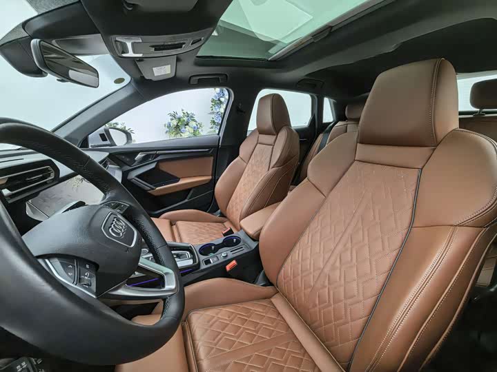 Фото 21 - Audi A3