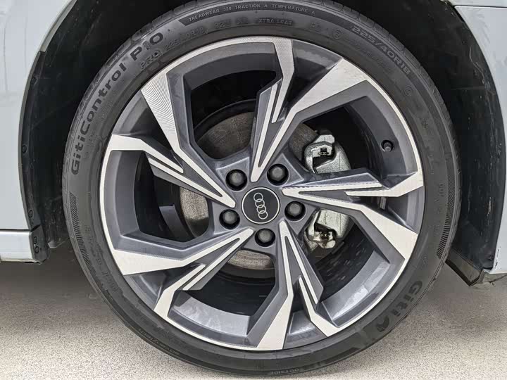 Фото 31 - Audi A3