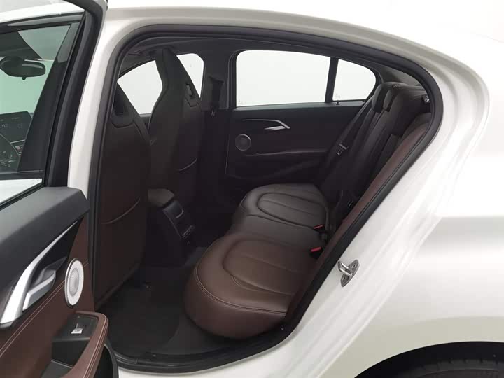 Фото 15 - BMW 1 Series