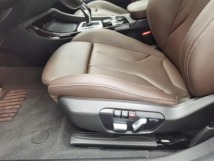 Фото 20 - BMW 1 Series